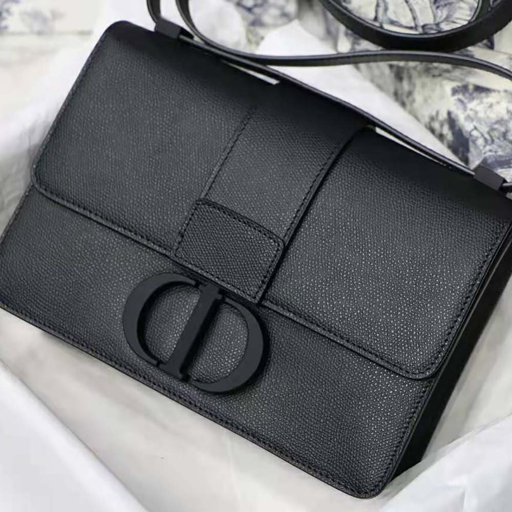 30 montaigne bag black ultramatte grained calfskin