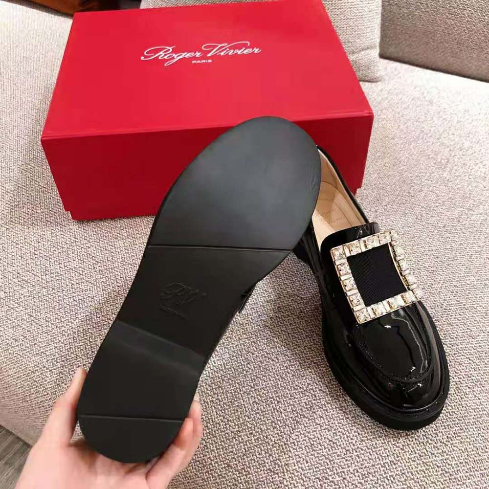 roger vivier buckle loafer