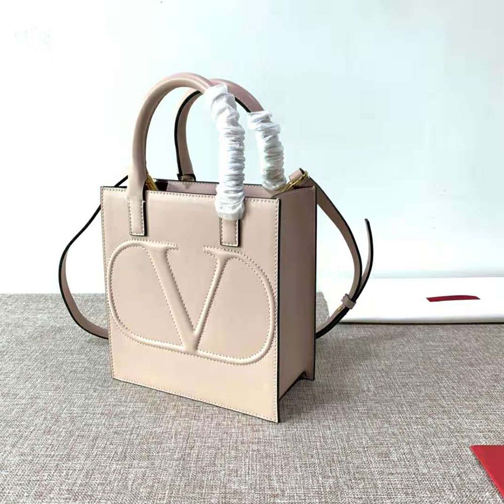 small vlogo walk calfskin tote bag