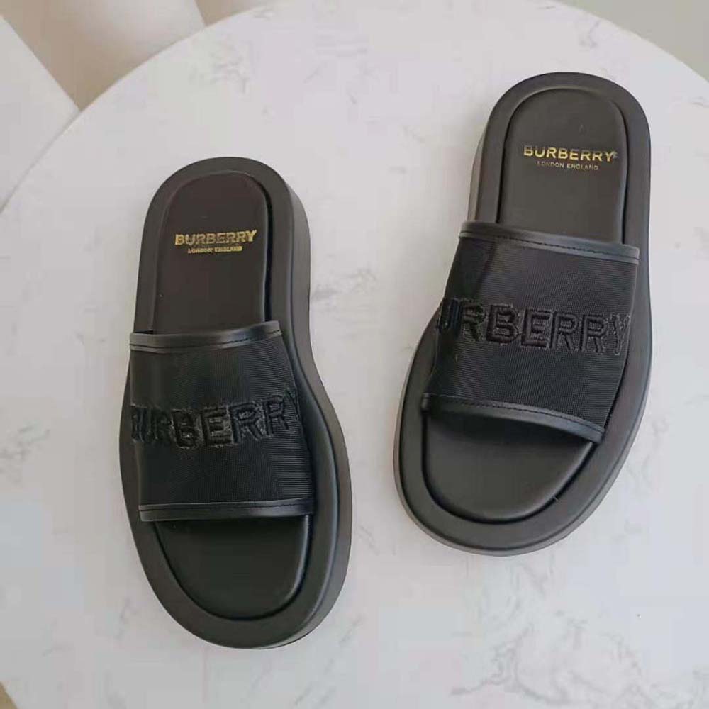 embroidered logo mesh and leather slides