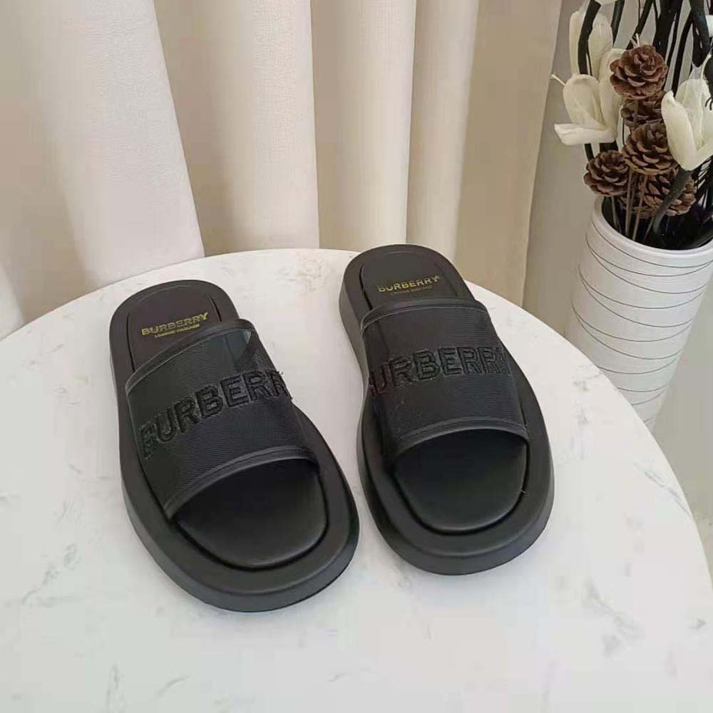 embroidered logo mesh and leather slides