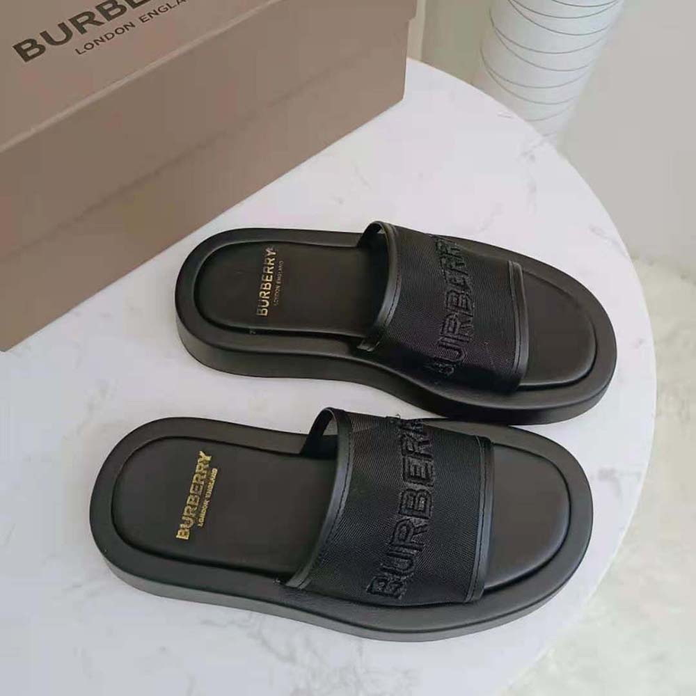 embroidered logo mesh and leather slides