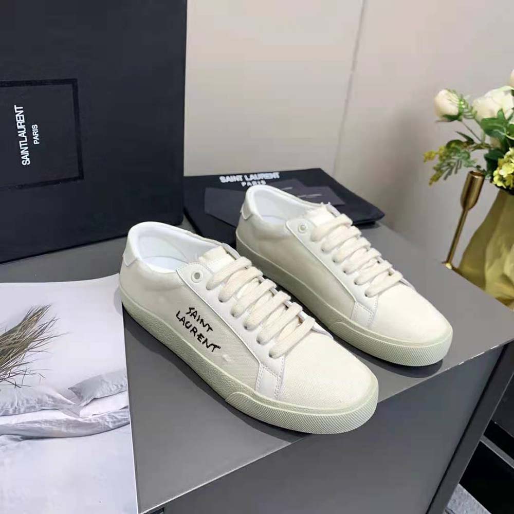 saint laurent court classic womens