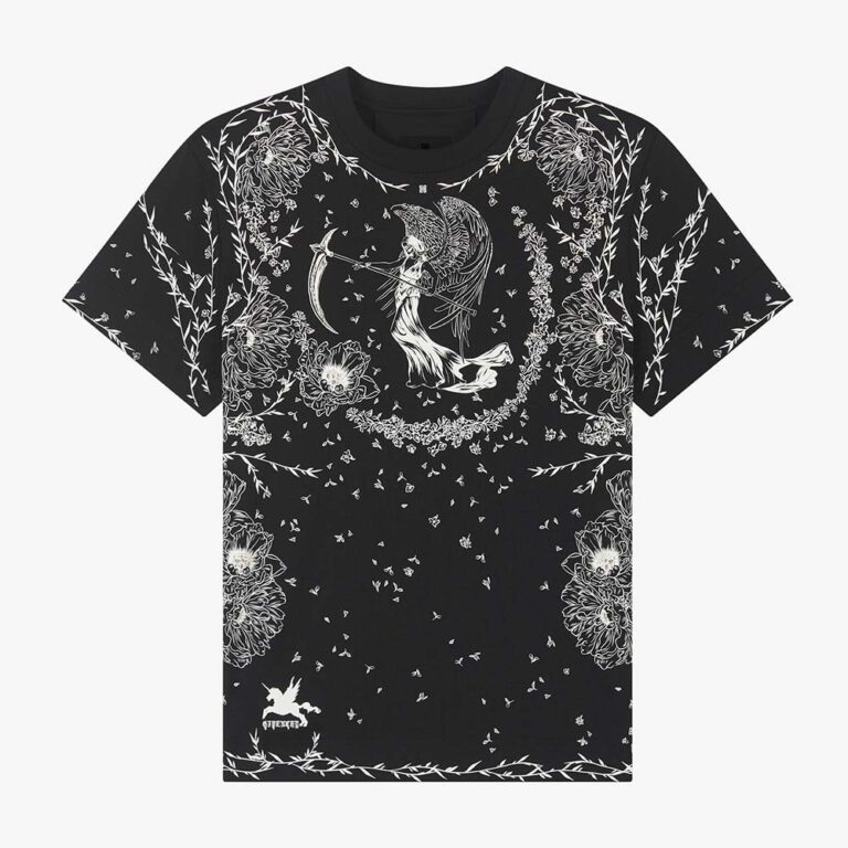 Givenchy Men Gothic Printed T-Shirt-Black