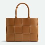 Bottega Veneta Women Medium Arco Tote Bag-Brown