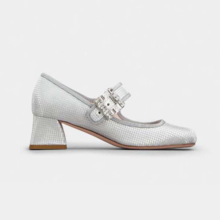 Roger Vivier Women Trés Vivier Strass Buckle Babies Pumps in Fabric-Silver