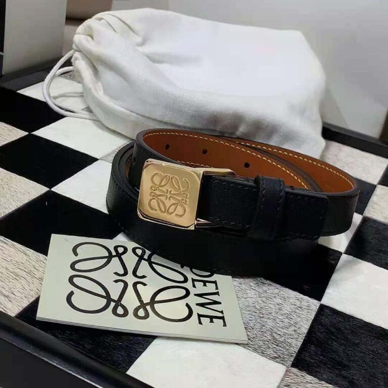 Loewe Women Amazona Padlock Belt in Smooth Calfskin-Black E619Z15X12