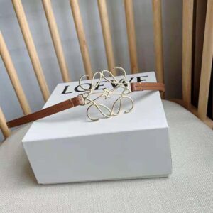 Loewe Women Anagram Belt in Classic Calfskin-Tan E619244X44