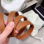 Loewe Women Anagram Belt in Pebble Grain Calfskin-Tan/Gold E619Z15X03