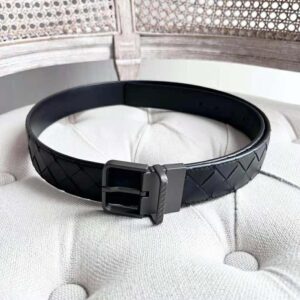 Bottega Veneta Men Intrecciato Belt in a Blown-up Intreccio Weave-Black