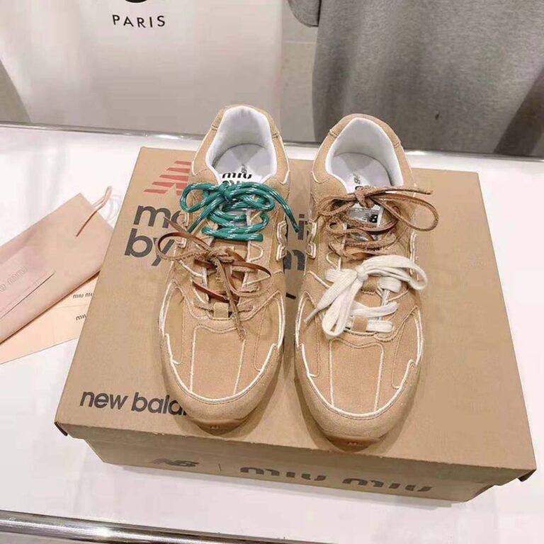 Miu Miu Women New Balance X Miu Miu 530 SL Suede Sneakers-Cinnamon
