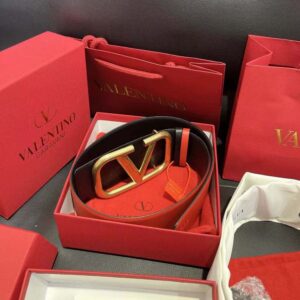 Valentino Women Reversible Vlogo Signature Belt in Glossy Calfskin 70 mm-Black