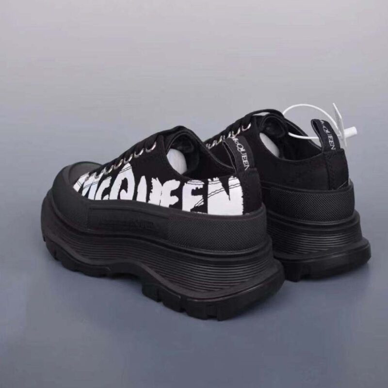 Alexander Mcqueen Unisex McQueen Graffiti Tread Slick Lace Up in Blackwhite