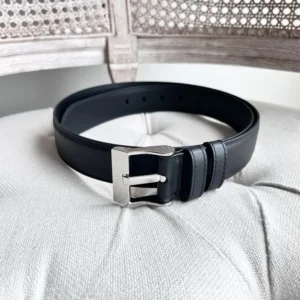 Bottega Veneta Unisex Smooth Calfskin Leather Belt-Black 755155VALKO8803