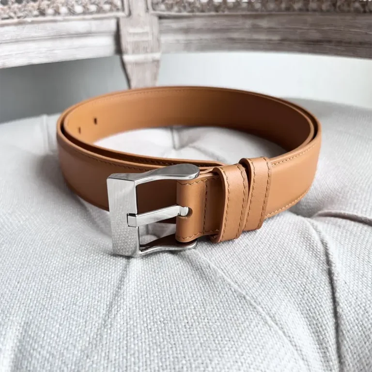 Bottega Veneta Unisex Smooth Calfskin Leather Belt-Wood 755155VALKO2655