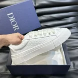 Dior Men B33 Sneaker White Grained Calfskin and White Dior Gravity Leather