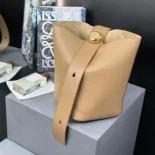 Loewe Unisex Medium Pebble Bucket Bag in Mellow Calfskin-Brown AANBBBWX01