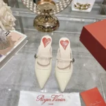 Roger Vivier Women Mary Jane Virgule Mules in Patent Leather-White