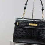 Saint Laurent YSL Women Manhattan Top-handle in Shiny Alligator