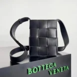 Bottega Veneta Unisex Mini Cassette Cross-Body Bag-Black 729298VBWD38803
