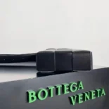 Bottega Veneta Unisex Mini Cassette Cross-Body Bag-Black 729298VBWD38803