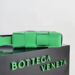 Bottega Veneta Unisex Mini Cassette Cross-Body Bag-Green 729298VBWD33724