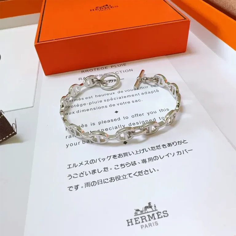 Hermes Unisex Chaine D Ancre Enchainee Bracelet Small Model