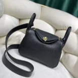 Hermes Women Lindy Mini 19 in Clemence Leather-Black/Gold