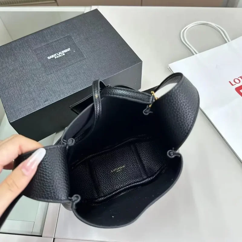 Saint Laurent YSL Women Le 5 à 7 Supple Baby in Grained Leather 809461AADUU1000