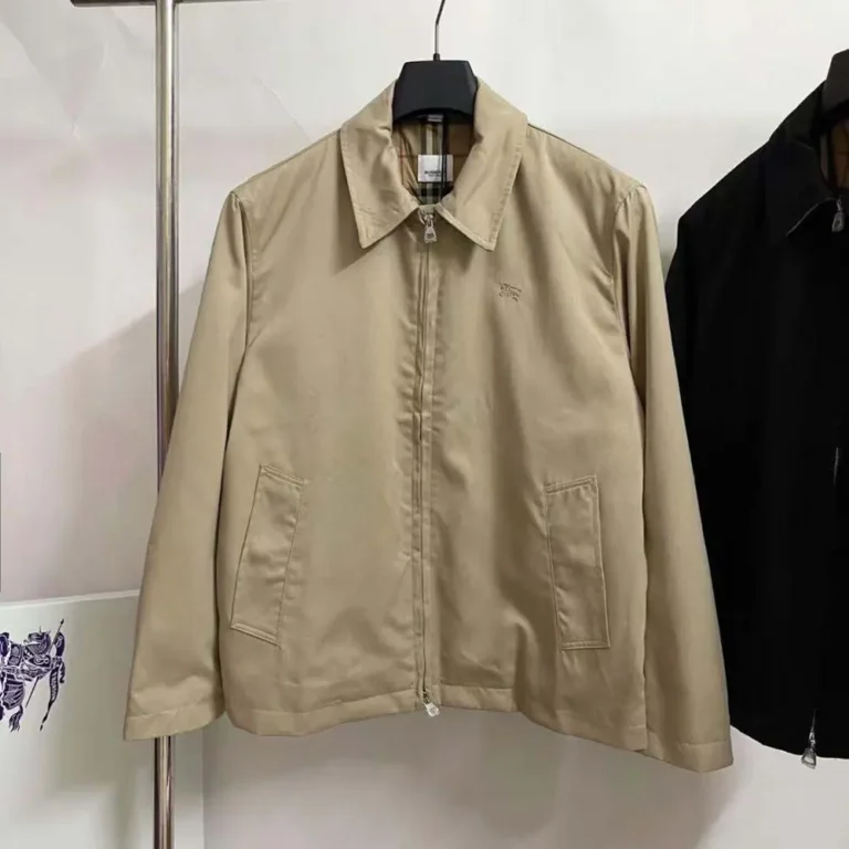Burberry Men Gabardine Harrington Jacket 80710571