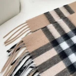 Burberry Unisex Check Cashmere Scarf-Beige 80765761