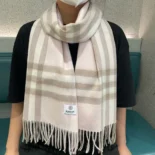 Burberry Unisex Check Cashmere Scarf-Pink 80497111