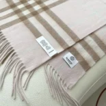 Burberry Unisex Check Cashmere Scarf-Pink 80497111