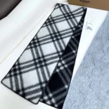 Burberry Unisex Check Wool Scarf-Black 80792461