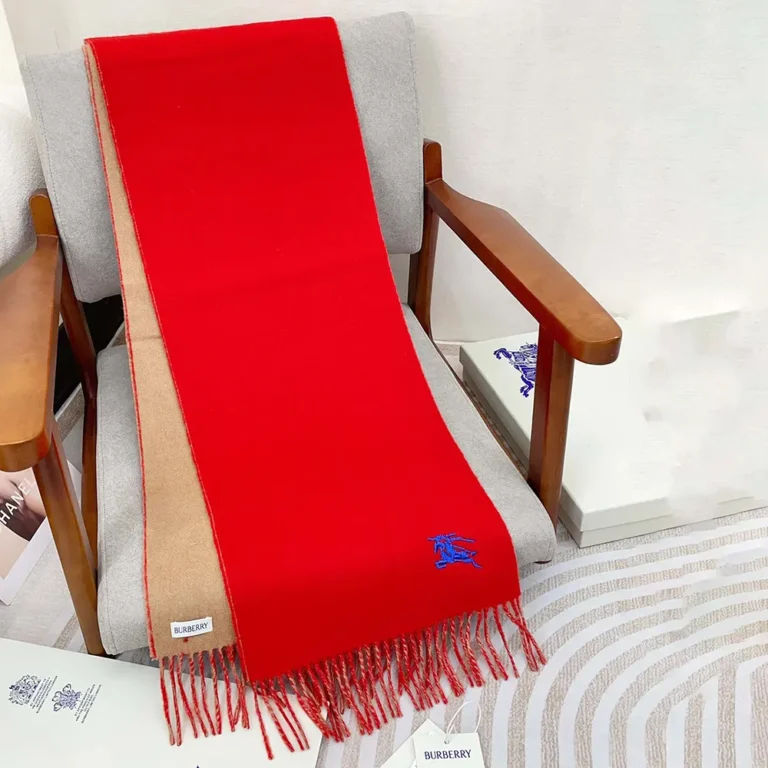 Burberry Unisex Reversible Cashmere Scarf-Red 80778231