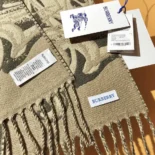 Burberry Unisex Tower Bridge Cashmere Scarf 80997511
