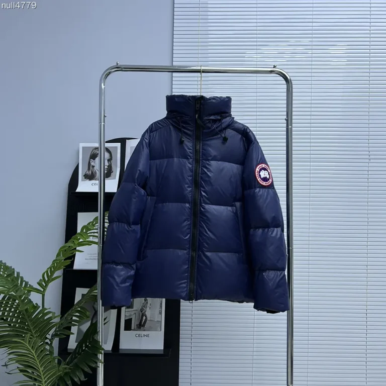 Canada Goose Men Cypress Puffer with Recycled Feather-Light-Ripstop-Navy