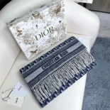 Dior Unisex Oblique Scarf Ecru and Navy Blue CashmereDior Unisex Oblique Scarf Ecru and Navy Blue Cashmere
