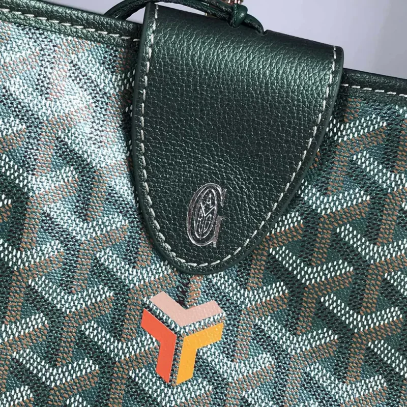 Goyard Unisex Saint Louis GM bag-Pearly Green STLCROGMLTY90CL90P