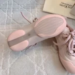 Alexander Mcqueen Unisex Crackled Leather Flexion Sneaker in Pink