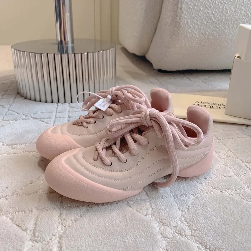 Alexander Mcqueen Unisex Crackled Leather Flexion Sneaker in Pink