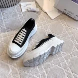 Alexander Mcqueen Unisex Tread Slick Lace Up in Black/White