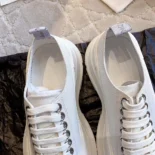 Alexander Mcqueen Unisex Tread Slick Lace Up in White