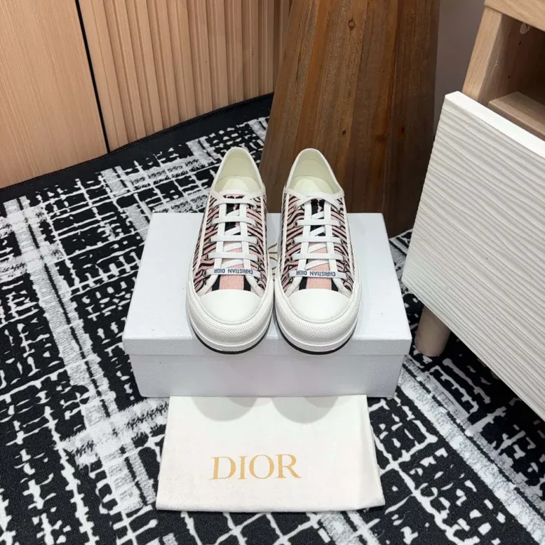 Dior Women Walk'n'Dior Platform Sneaker Embroidered Cotton-Pink