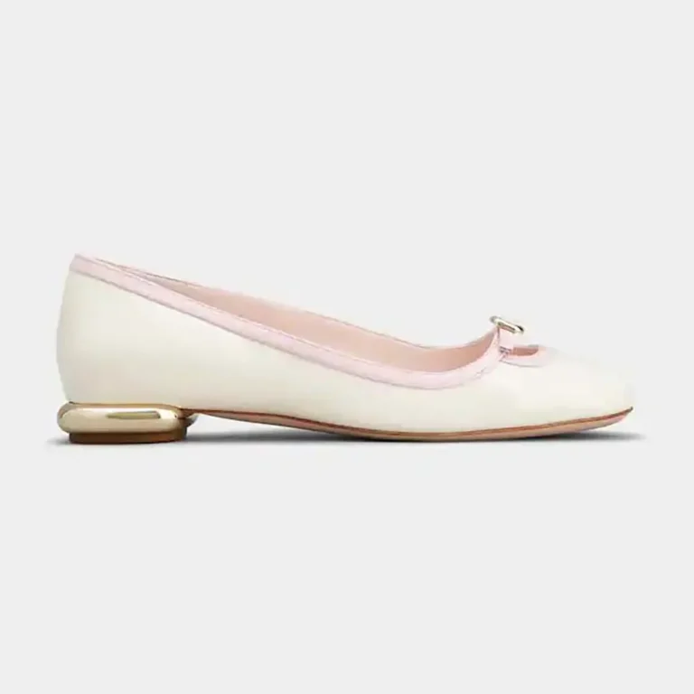 Roger Vivier Women Viv' Podium Ballerinas in patent leather-White
