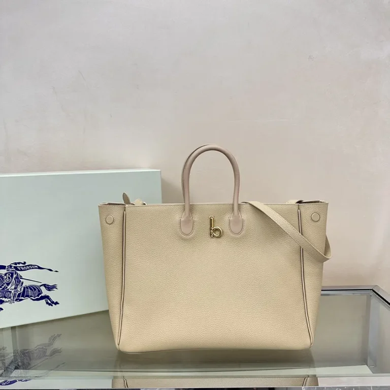 Burberry Women Medium Rocking Horse Tote​-Sandy 80994071