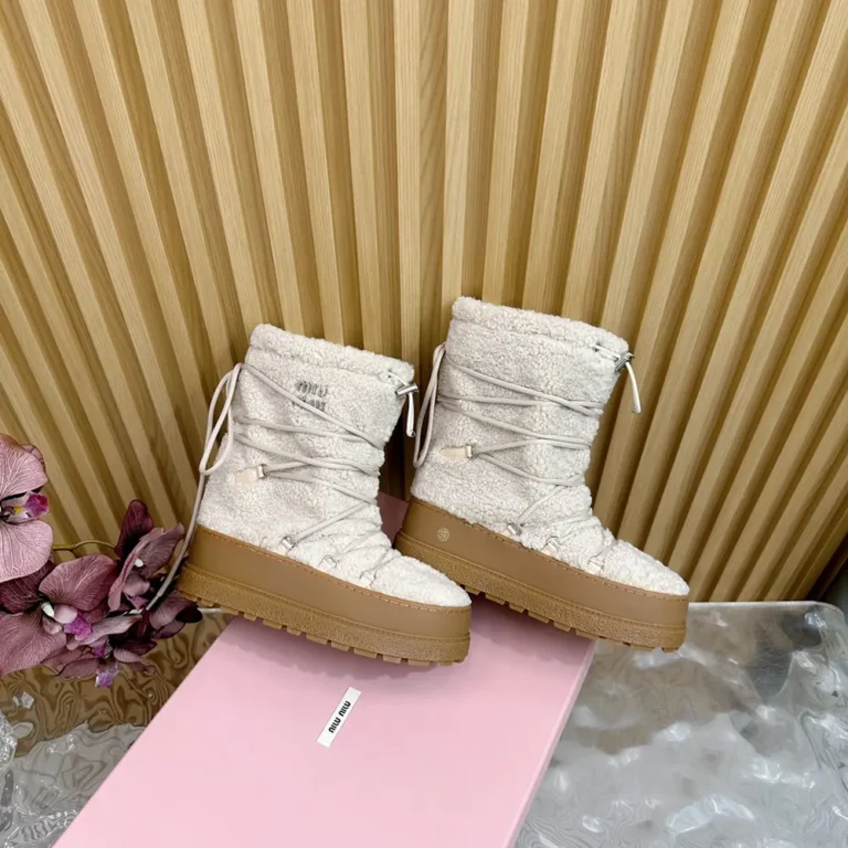 Miu Miu Women Shearling Après-ski Boots-White 5U862D3J85