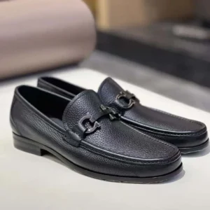 Salvatore Ferragamo Men Moccasin with Gancini Ornament (9)