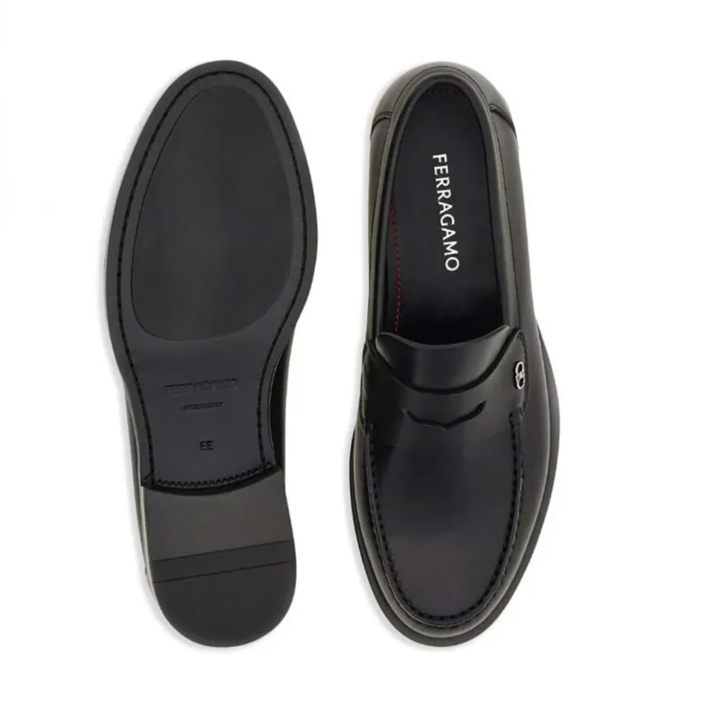 Salvatore Ferragamo Men Penny loafer with Gancini Ornament 029584