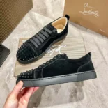 Christian Louboutin Unisex Louis Junior Spikes Sneakers Veau Velours-Black